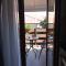 Almira - rooms to let