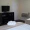 Budget Inn & Suites