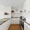 Waterfront Premium Apartment in central Geelong