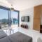 Luxury Penthouse with a Private Jacuzzi!