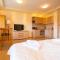 Parklands Hotel & Pool