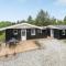 Holiday Home Doreen - from the sea by Interhome