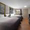 Super 8 by Wyndham Helen