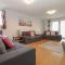 4 bed house 50 yards from the beach & lighthouse
