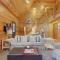 Kingfisher Cove Cabin 19