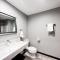 Metropolis Resort - Eau Claire