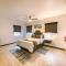 Deanys Uptop Luxury Suite