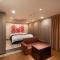 Hotel S