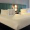 Wingate by Wyndham Airport - Rockville Road