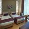 Wes Hotel