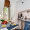 Old Town Central Apartment