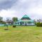 Raja Lake House