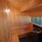 HARUNA WING Private cottage in the forest overlooking the golf course