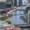 Prima Pearl - Contemporary Apartment with Balcony by Casino and MCEC