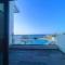 Oceanfront Loft Apartment Spacious Rooftop Terrace Pool