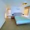 Oceanfront Loft Apartment Spacious Rooftop Terrace Pool