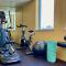 King Bed-Walk Downtown-Free Garage Parking-Laundry