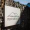 Mountain-View Stay, Aircon, WiFi, Parking