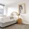 Spacious and Convenient - Azure Retreat