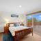 Smiths Beach Escape