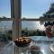 Mumbles Cottage & Stunning Ocean Views - Sleeps 4
