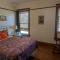 The Oliver House - Adults Only