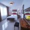 Palms Hotel