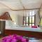 Zanzllywood Hotel and Apartments