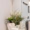Comfy Triple Room - Centrally Located of SYDNear- Central Station Town hall ICC Darling Harbour UTS USYD - Shared Bathroom