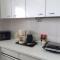 Enjoy Sunrise at Spacious 3BR flat by the Seafront