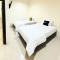 Urbanview Hotel Ling near Jawa Timur Park 2