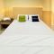 Urbanview Hotel Ling near Jawa Timur Park 2
