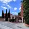 Aphrodite Gardens Modern Apartment