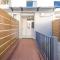 1Bedroom With TableMountain View