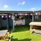 Shanahans B&B with Sports Bar