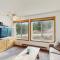 Snowblaze Condominiums E103