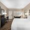 Best Western Plus Park Place Inn - Mini Suites