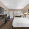Best Western Plus Park Place Inn - Mini Suites
