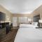Best Western Plus Park Place Inn - Mini Suites