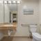 Best Western Plus Park Place Inn - Mini Suites