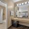Best Western Plus Park Place Inn - Mini Suites