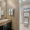 Best Western Plus Park Place Inn - Mini Suites