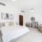 The View Luxury Villa with marina access, free ka yak and private pool - Al Dana Island Fujairah