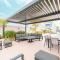 The View Luxury Villa with marina access, free ka yak and private pool - Al Dana Island Fujairah