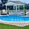 Chanel Garden Relaxation Home
