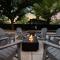 Near Downtown Stylish 2BR With Amazing Patio - 4