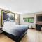 Super 8 by Wyndham Marston