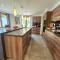 Chalet avec Jacuzzi, billard, jardin clos, proche Paradiski
