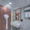 Howard Johnson Plaza by Wyndham Dubai Deira