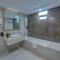 Howard Johnson Plaza by Wyndham Dubai Deira